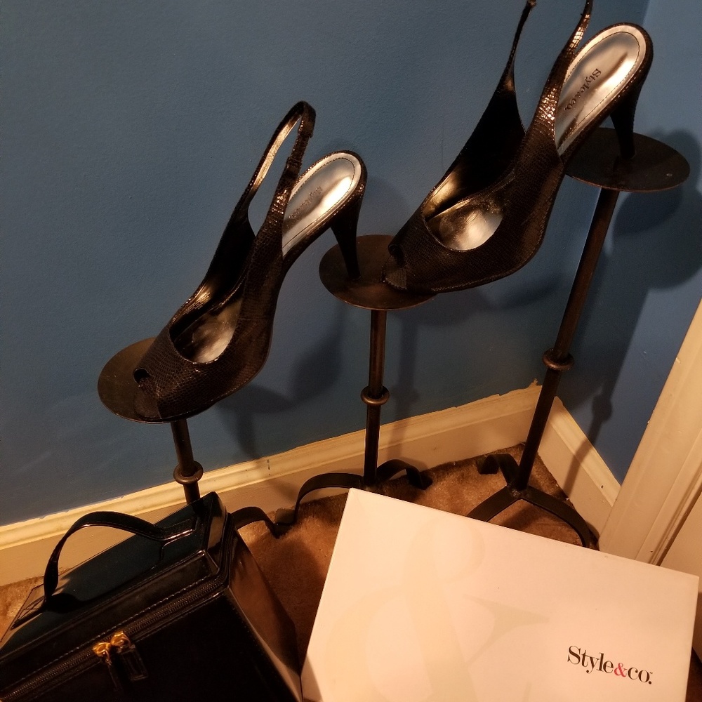 Style&co,  Shen, Slingback & train case bag